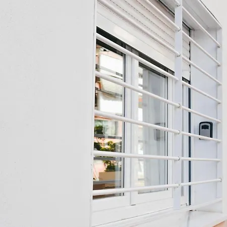 Larios Premium * Malaga